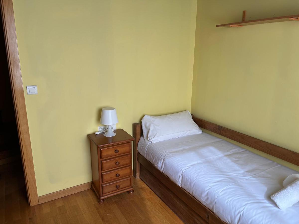Casa De Poble Acollidora,Amb Llar De Foc, Villa Bourg-Madame Buitenkant foto